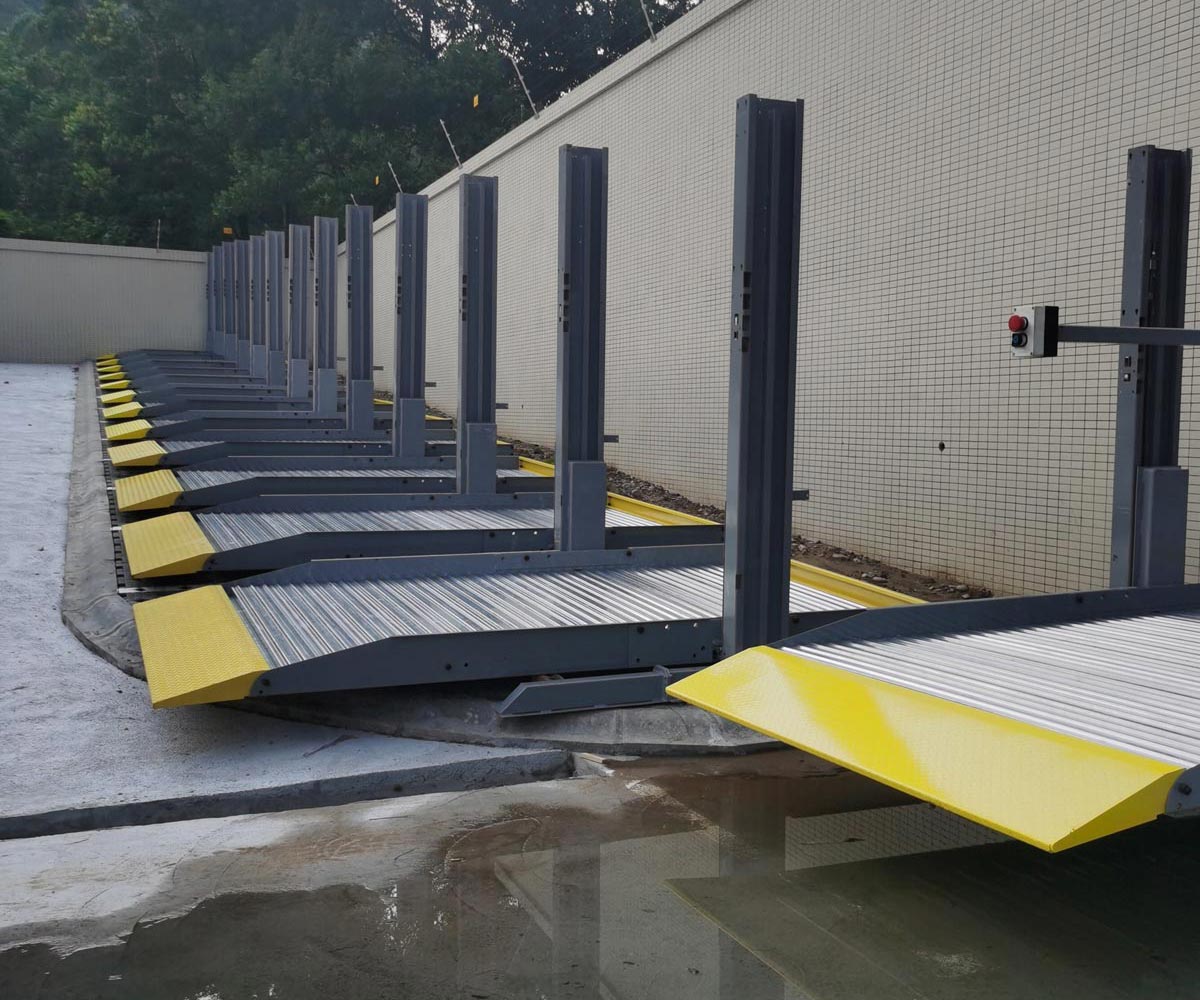 印江立體車(chē)庫位停泊應用情況