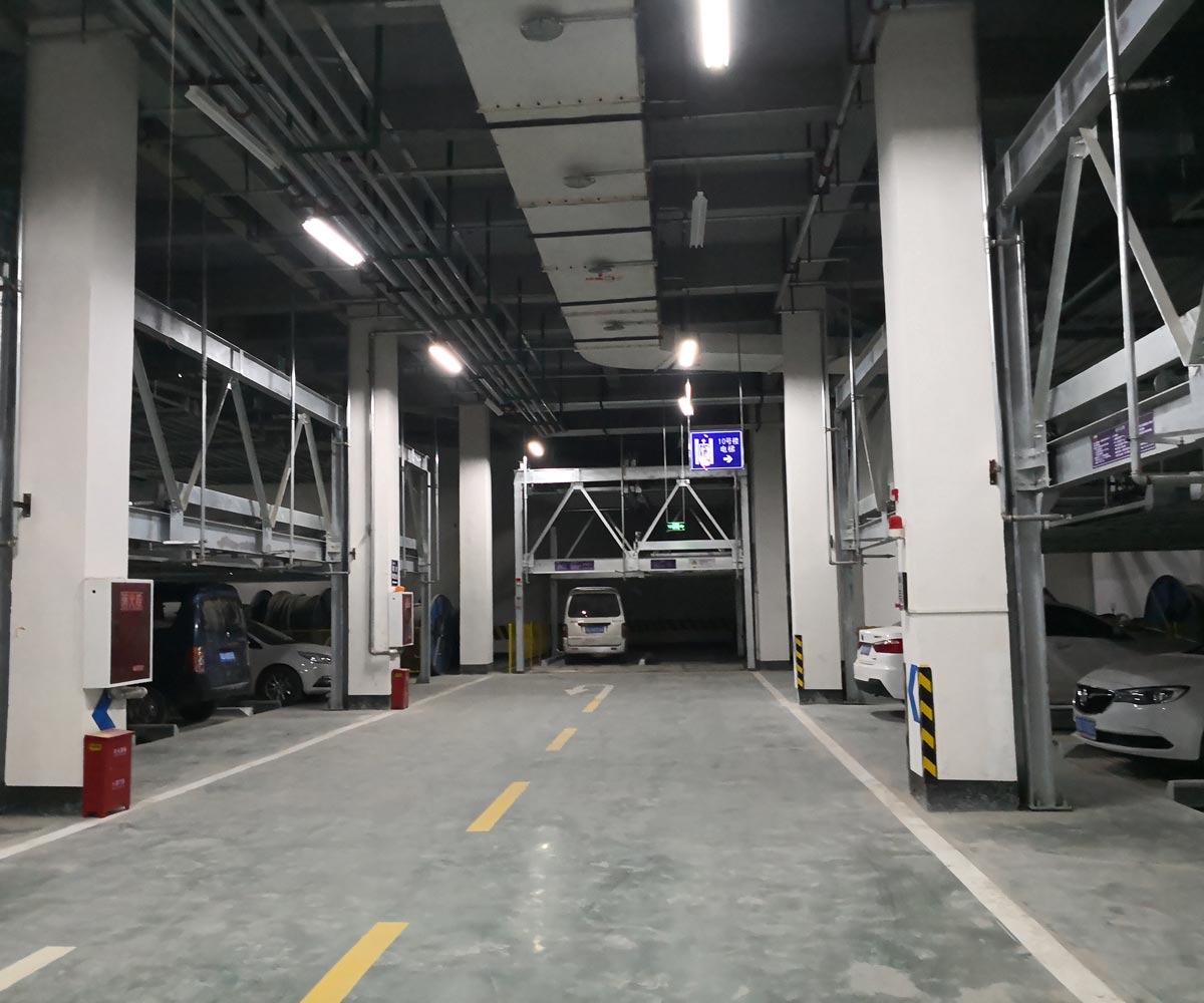 三層升降橫移式機械停車(chē)場(chǎng)